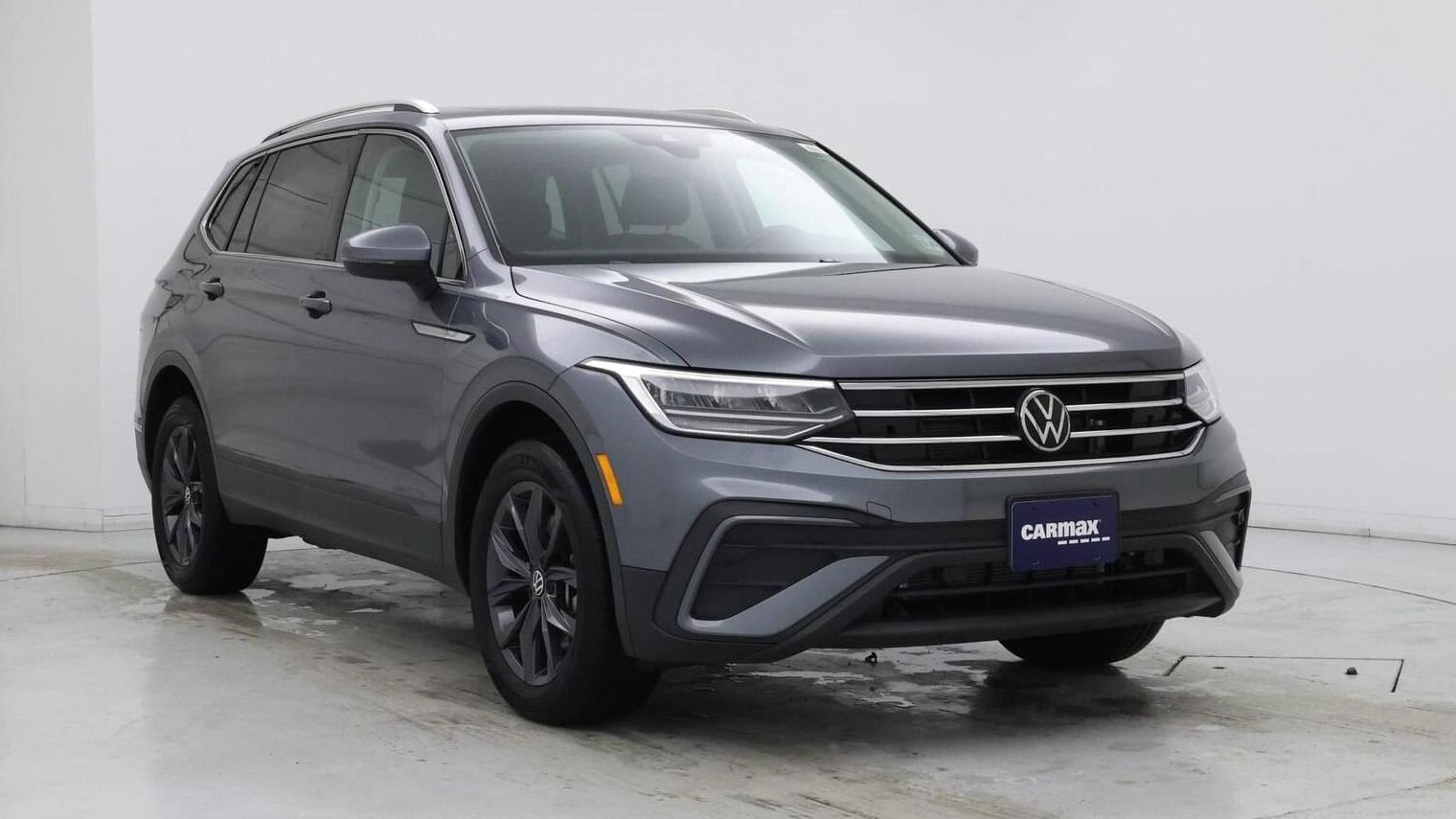 VOLKSWAGEN TIGUAN 4MOTION 2022 3VV2B7AX2NM019579 image